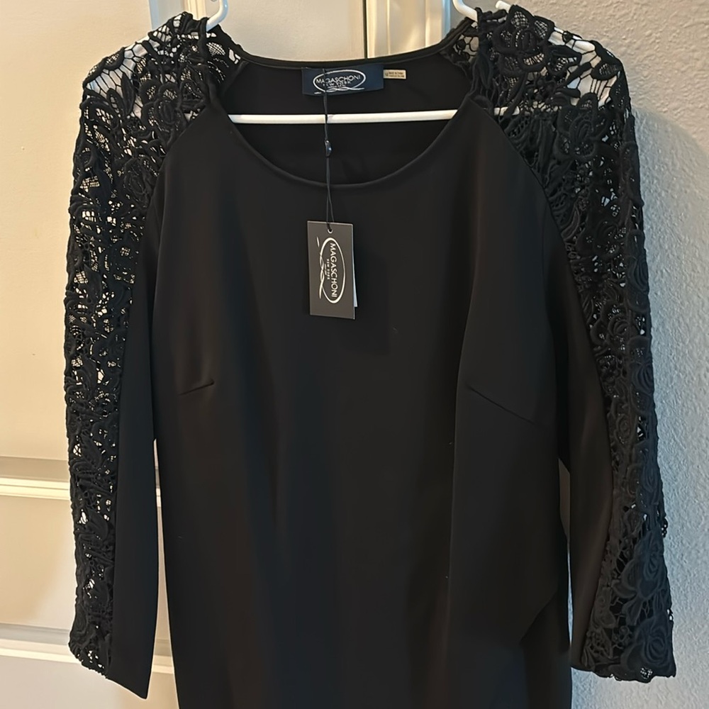 Magashoni NWT size 12 black formal floral dress